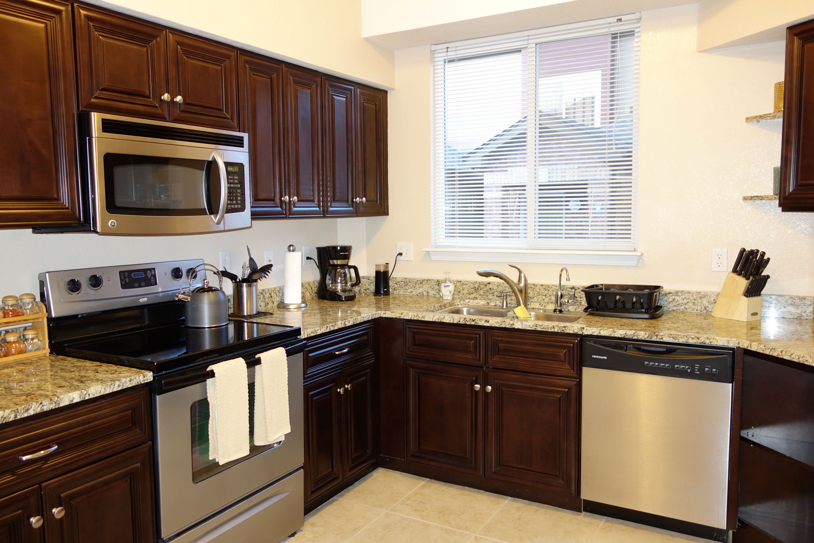 DTC, Executive Rental, Corporate Housing, exclusive, Resort-style