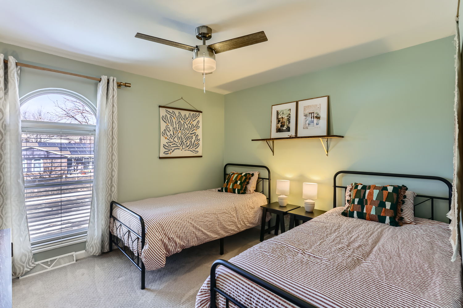 Executive Rental, DTC, Corporate Housing, Single Family Home, Greenwood village, large yard, 4 bedrooms