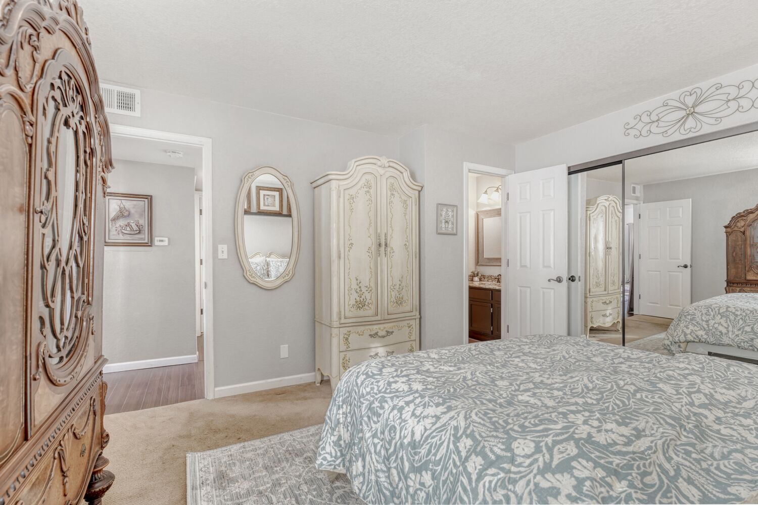 Executive rental, Denver Tech Center, furnished rental medium term furnished rental