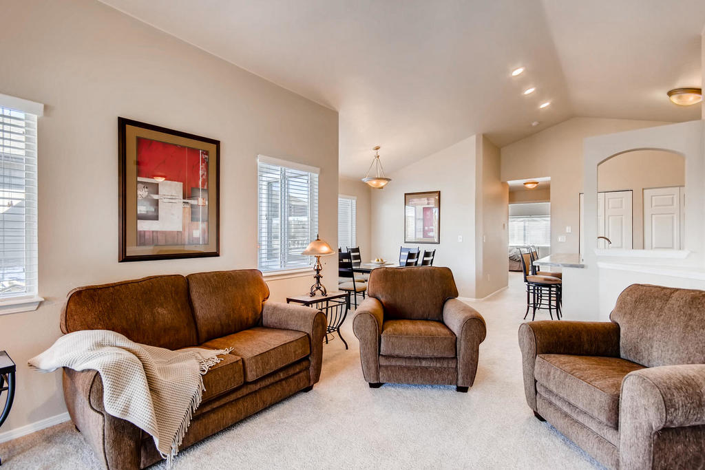 6401 S. Boston Street, Greenwood Village, Colorado, United States 80111, 2 Bedrooms Bedrooms, ,2 BathroomsBathrooms,Apartment,Furnished,Bridgwater, S. Boston Street,2,1275